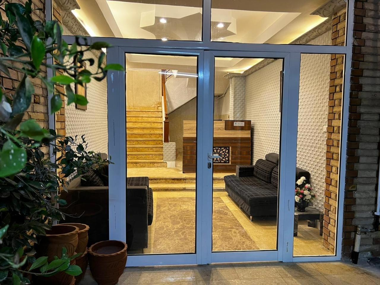 The Pyramids Gate Inn Kafret el-Gabal Buitenkant foto
